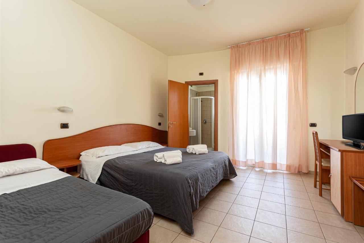Hotel Villa Maria 체제나티코 외부 사진