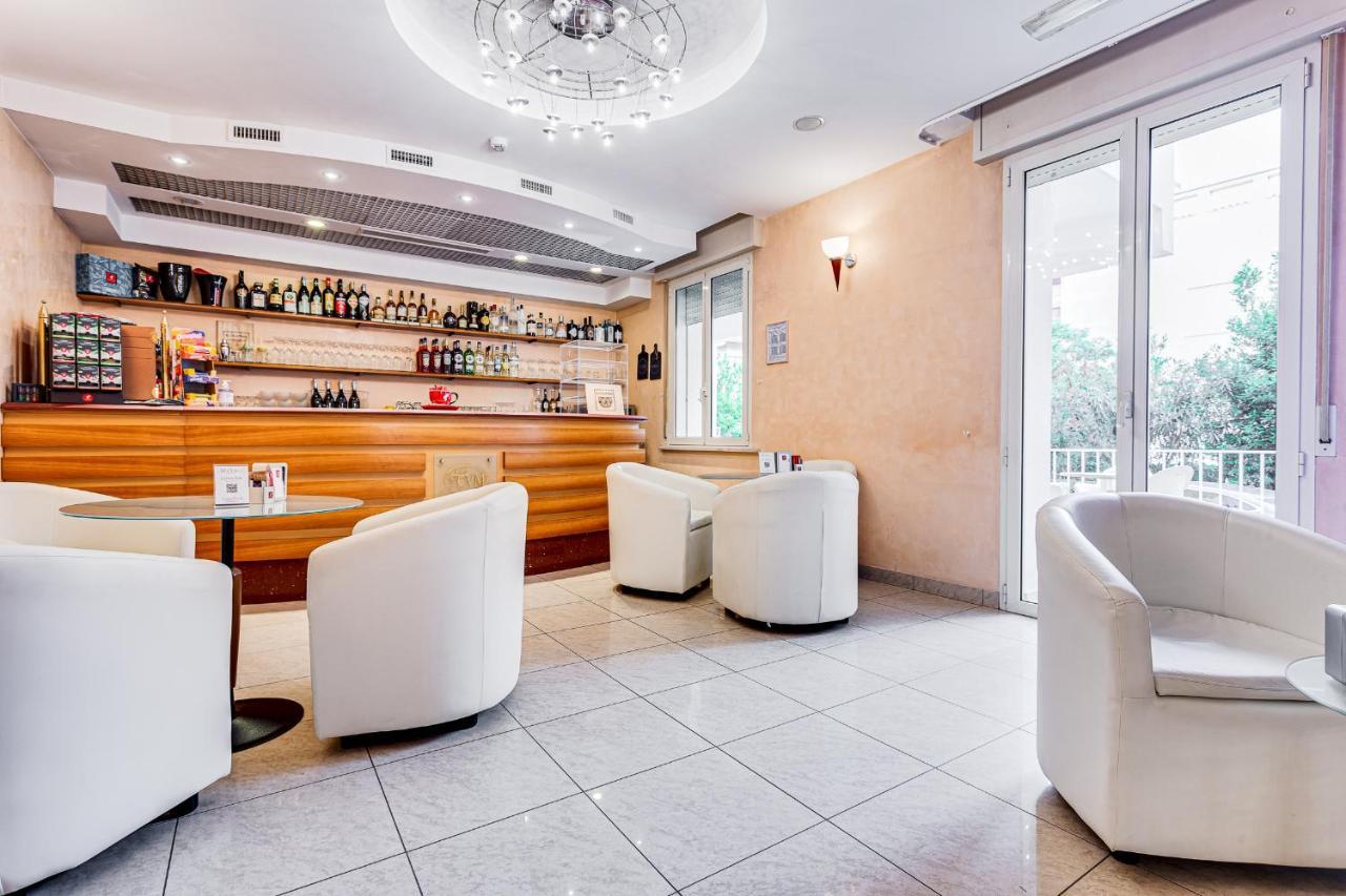 Hotel Villa Maria 체제나티코 외부 사진