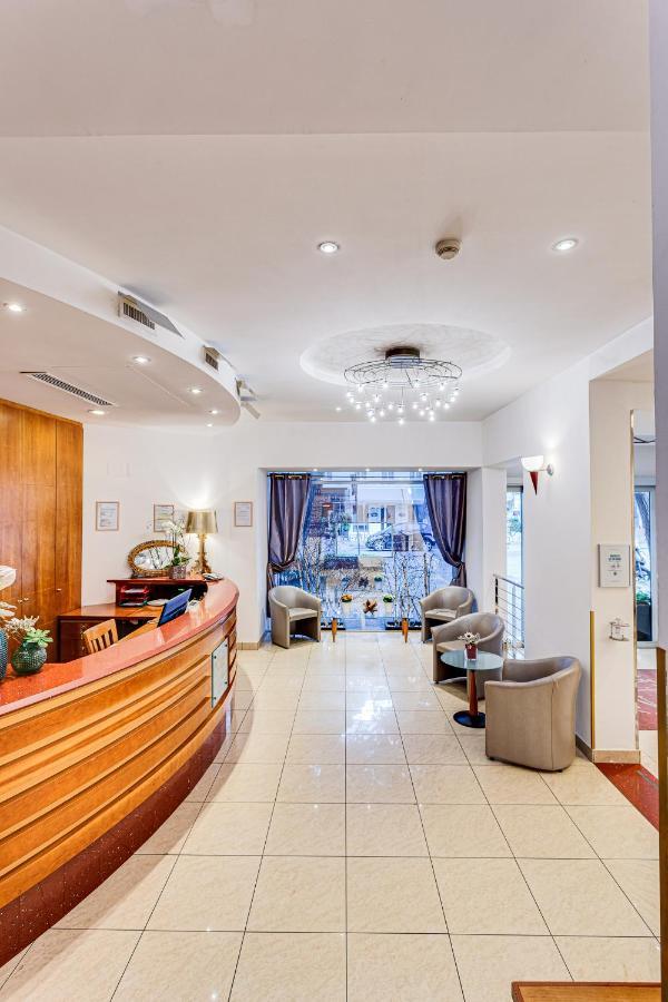 Hotel Villa Maria 체제나티코 외부 사진