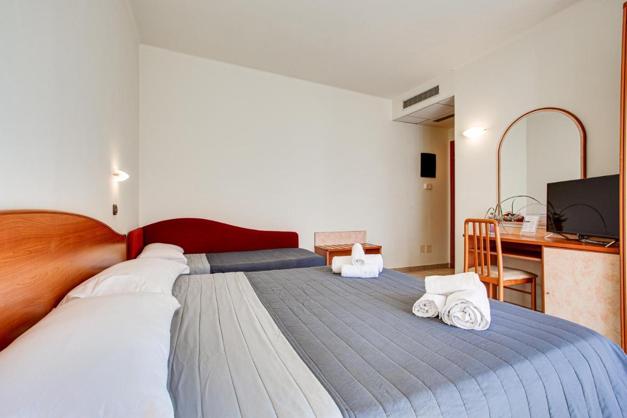Hotel Villa Maria 체제나티코 외부 사진