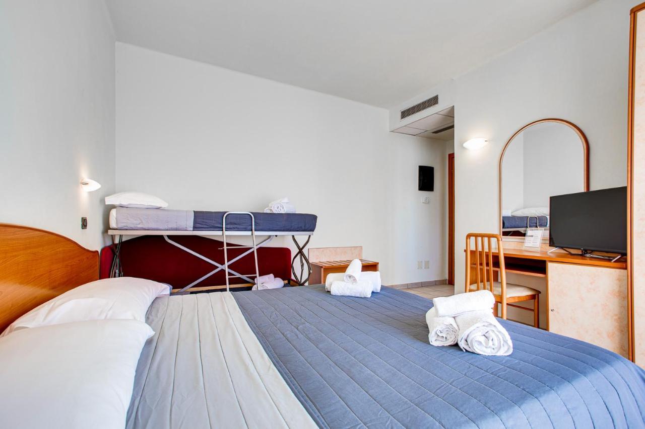 Hotel Villa Maria 체제나티코 외부 사진